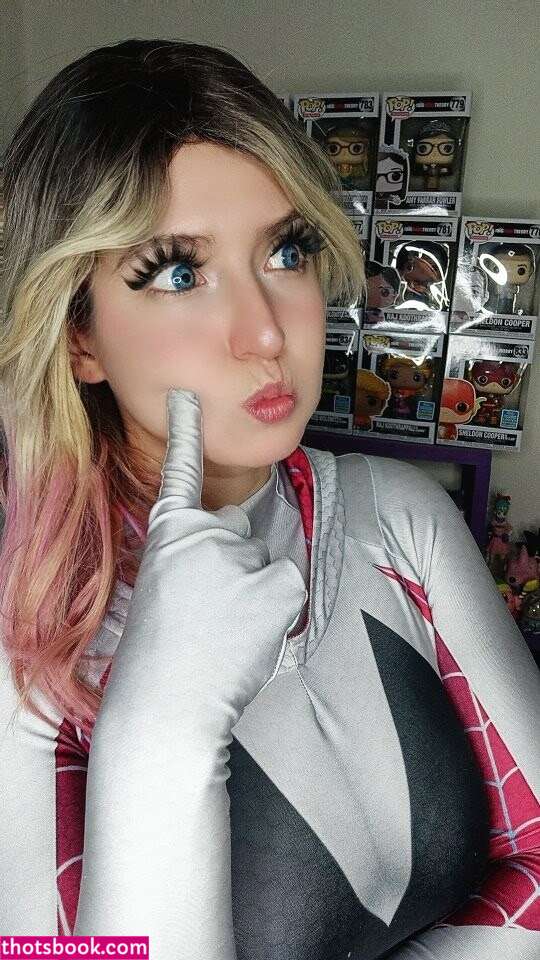 Anniemon Photo #37