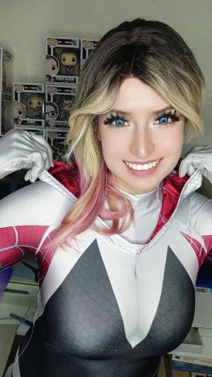 Anniemon Photo #40