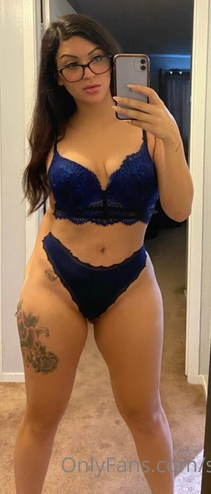 sheforeiign Photo #20