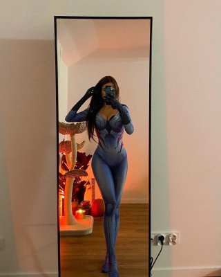 Izabeii Photo #5
