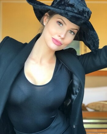 Amanda Cerny Photo #51