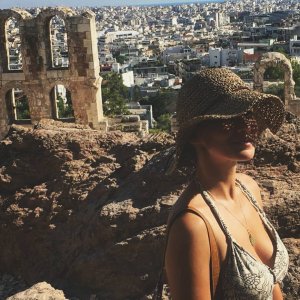 Alba Baptista Post #12