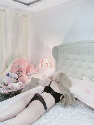 Akaricos Photo #11
