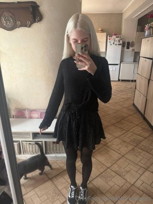 Kittykissesss Photo #53