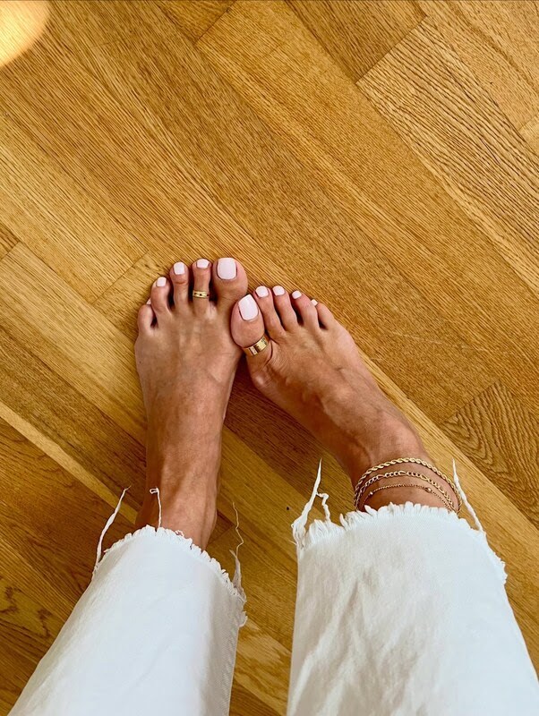 toeswantattention Photo #2