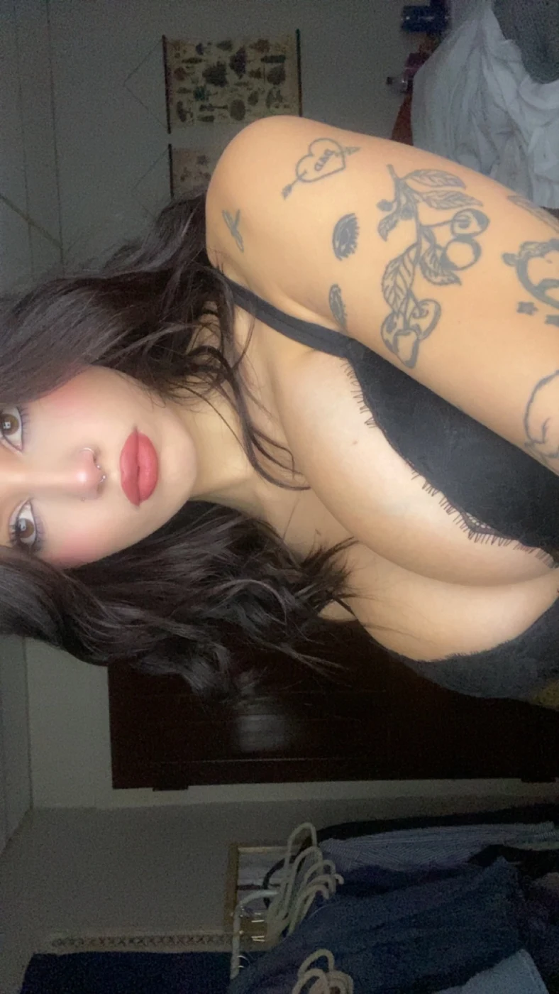 alexacatherine Photo #46