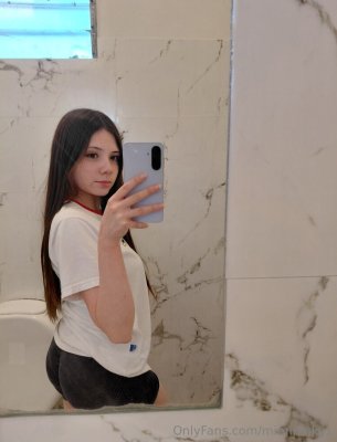 mimipinky1 Photo #4