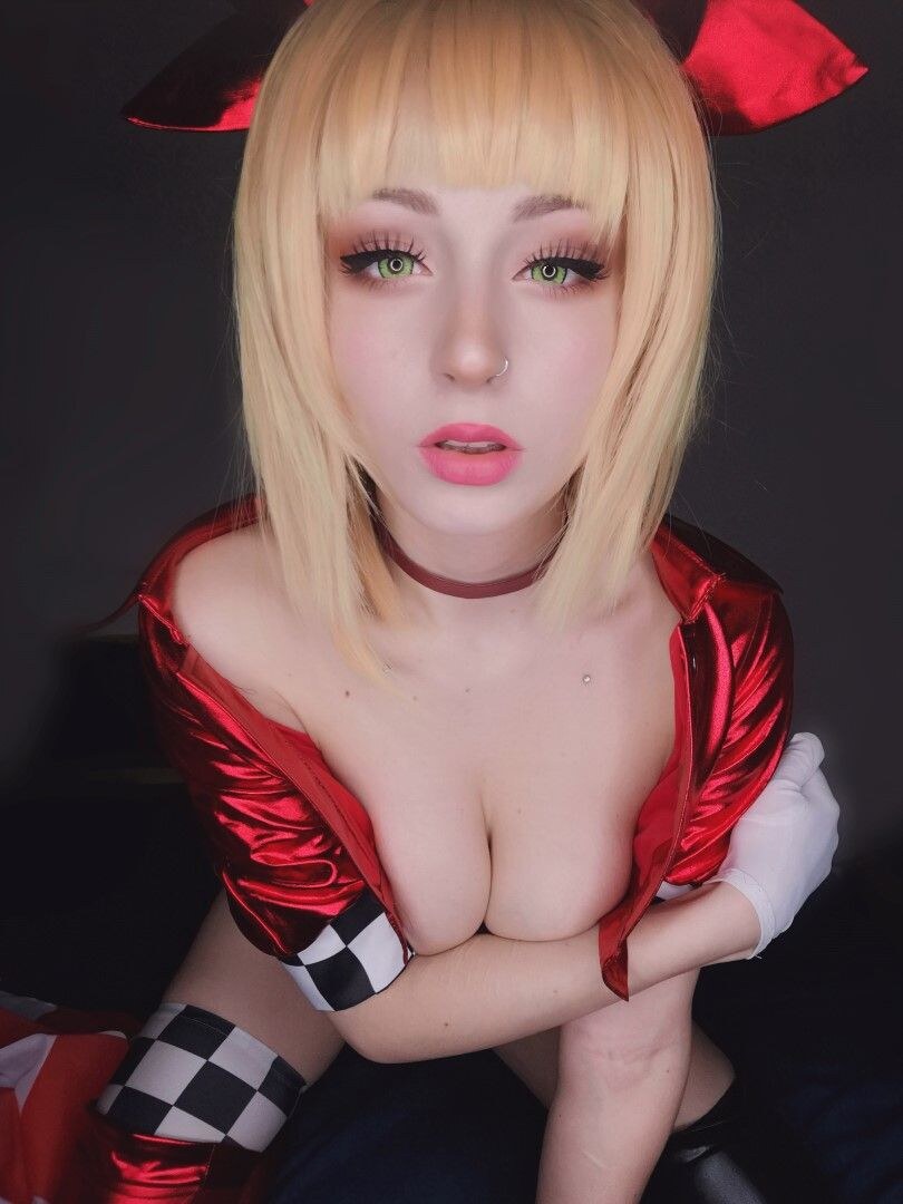 Succubus Photo #129