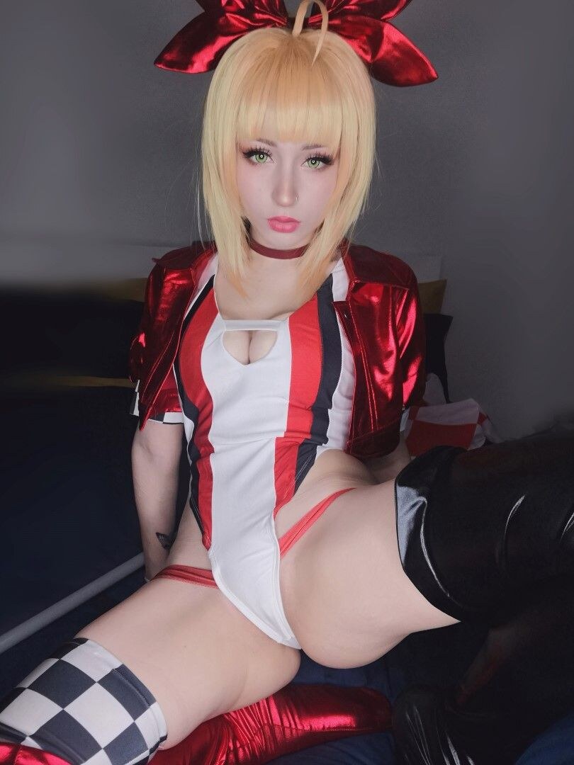 Succubus Photo #136