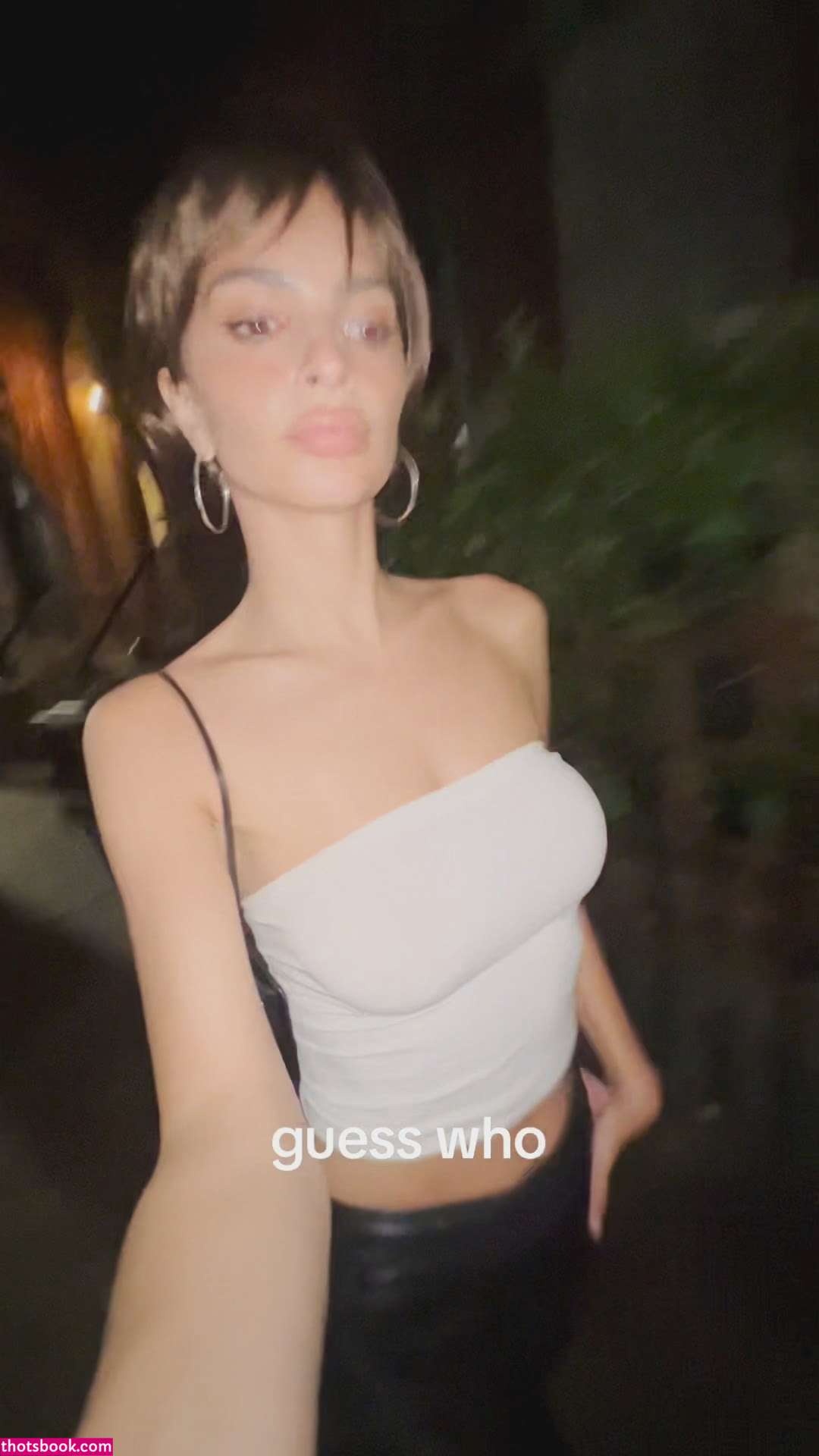 Emily Ratajkowski Photo #256