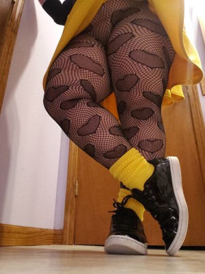 Nylonsandsocks Photo #23