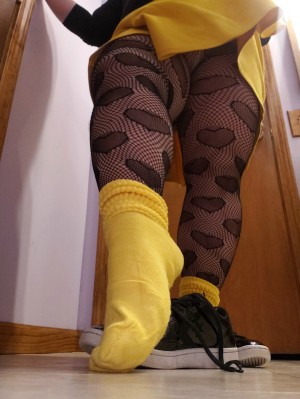 Nylonsandsocks Photo #25