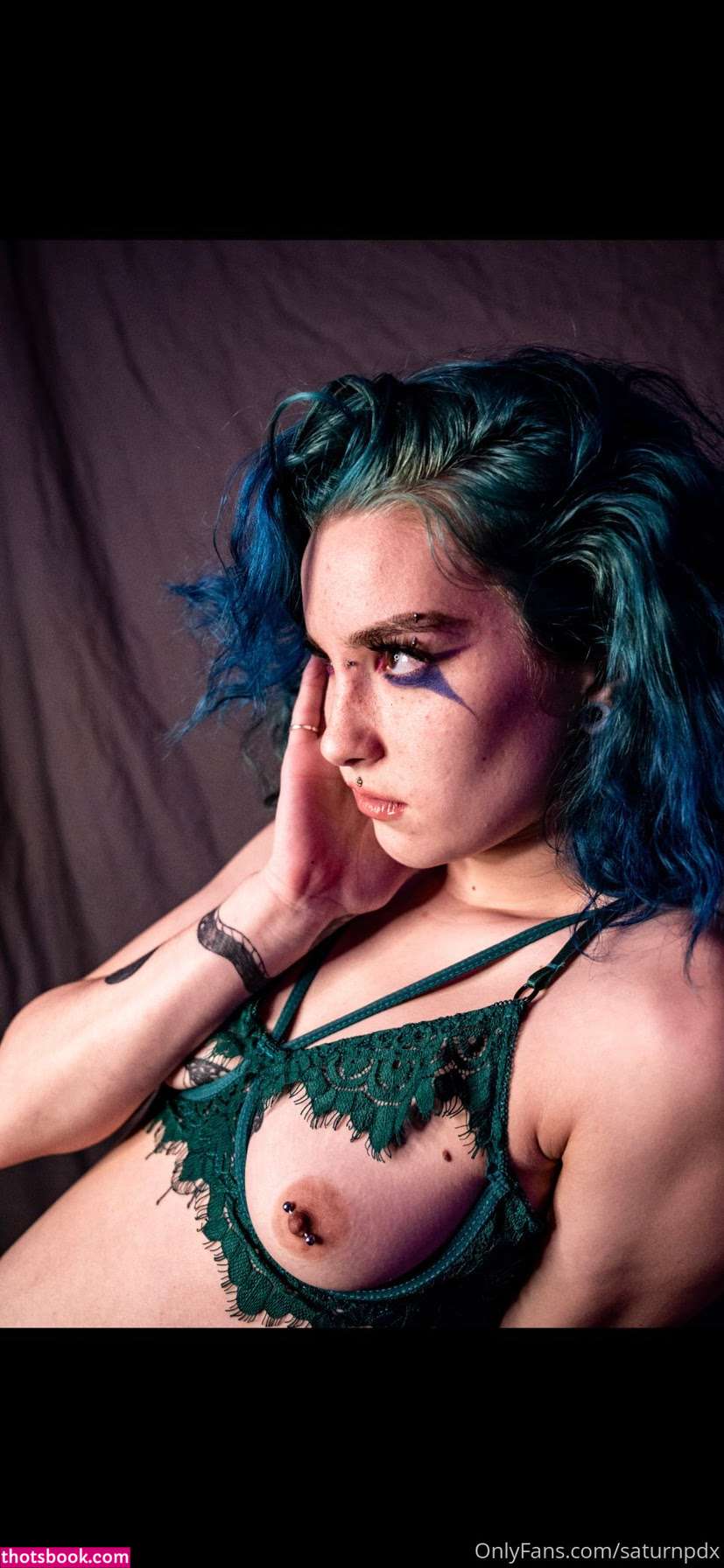 phantompixie Photo #6