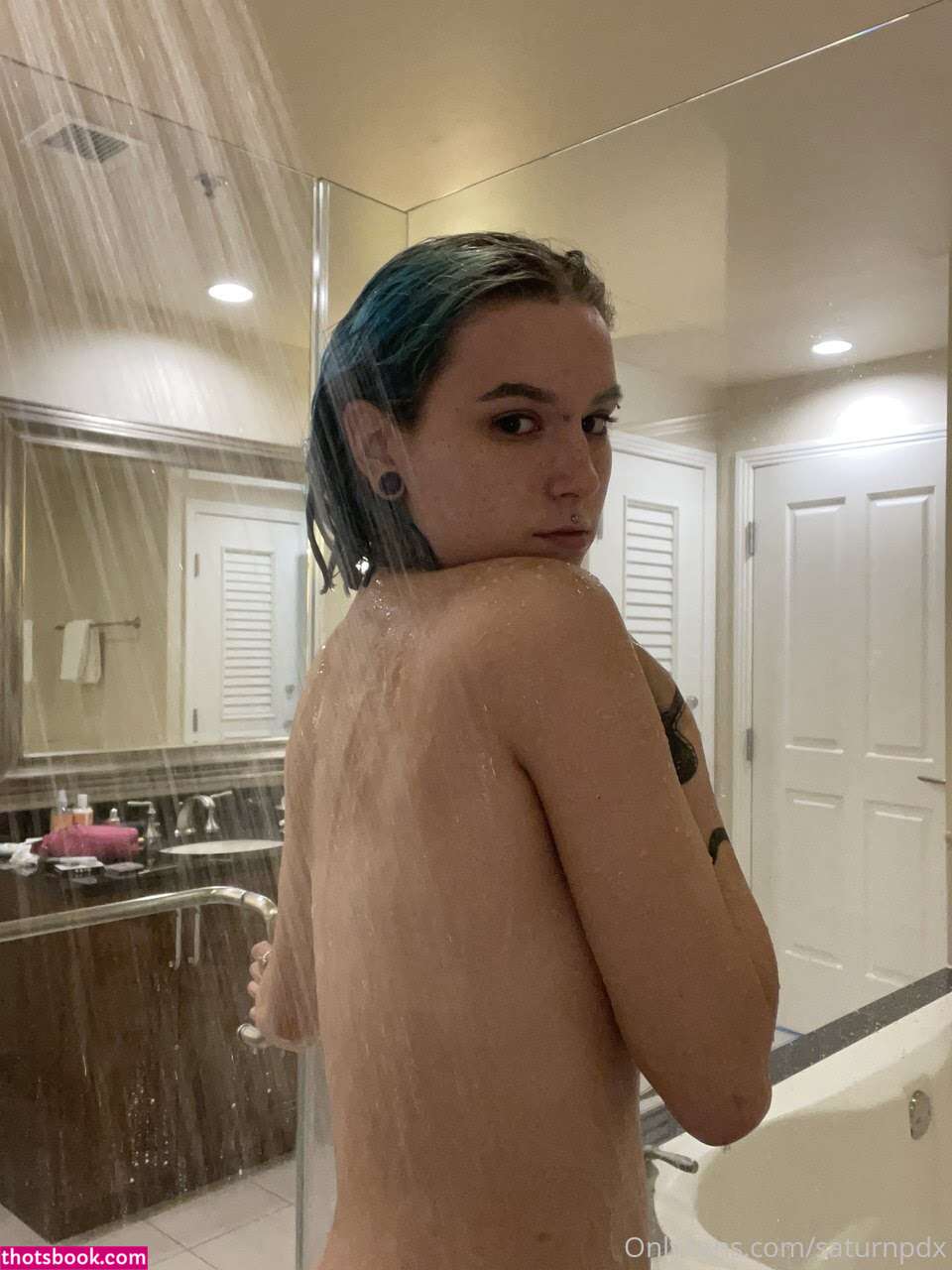 phantompixie Photo #17