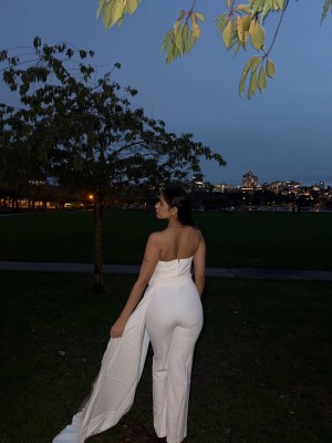 Divya Gupta Photo #9