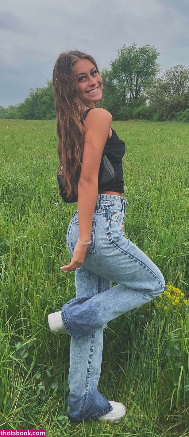 Jadah Brandenburg Photo #8