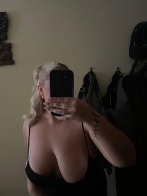 smillabloom Photo #1