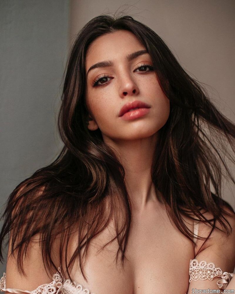 Celine Farach Photo #50