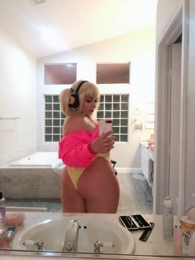 Momokun Photo #161
