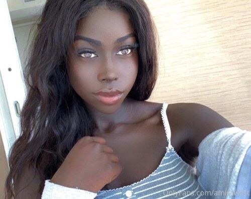 Amira West Photo #18
