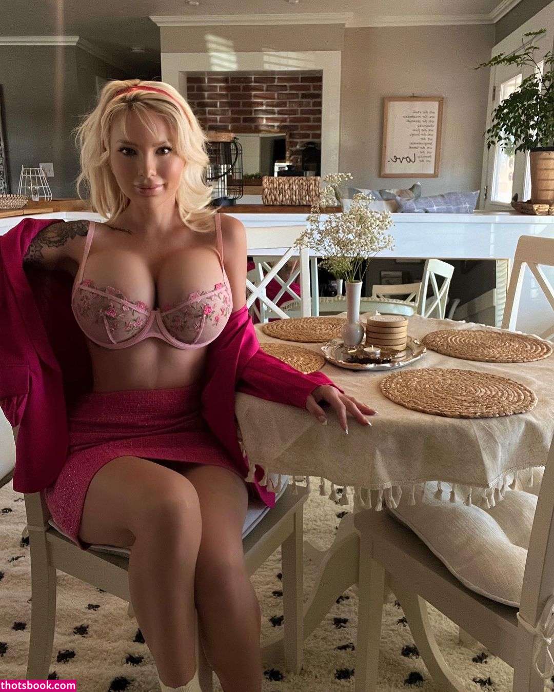 Jessica Weaver Photo #95