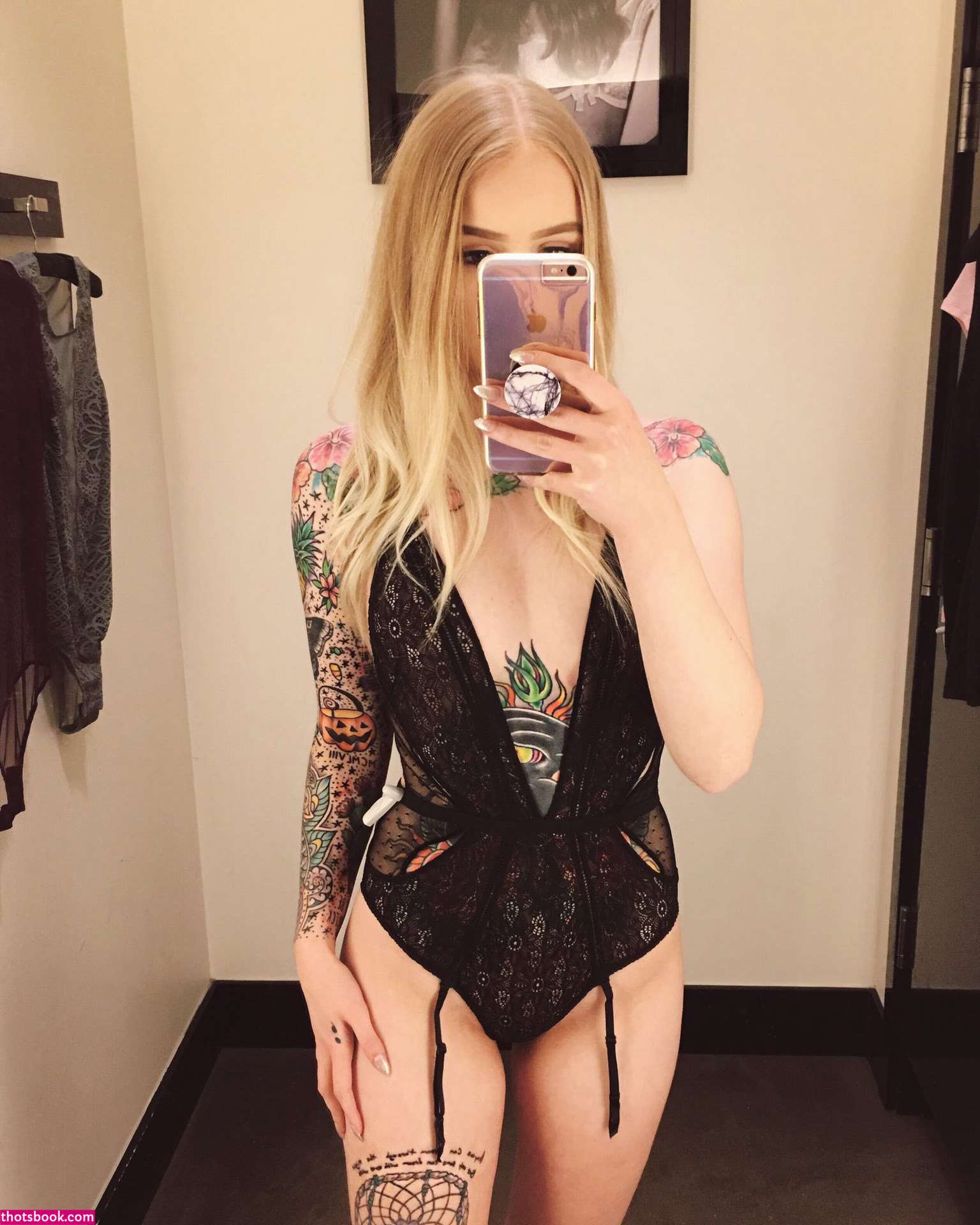 Taysux Photo #17