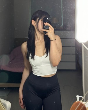 May E Photo #19
