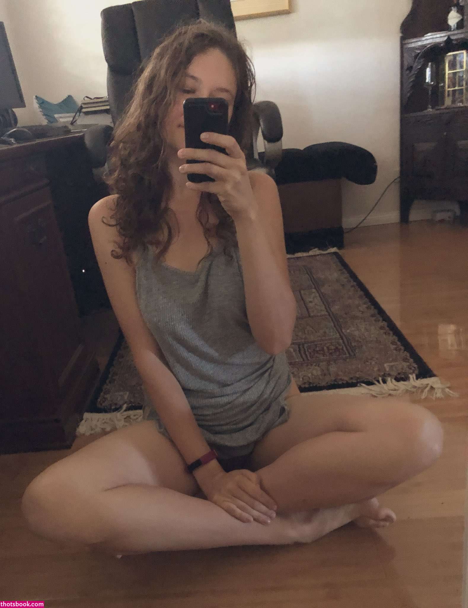 Roxytall Photo #37