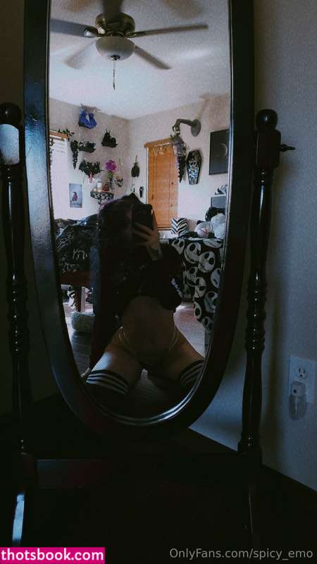 Spicyemo Photo #180