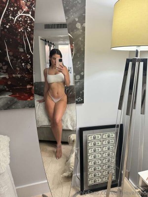 Angie Varona Photo #218