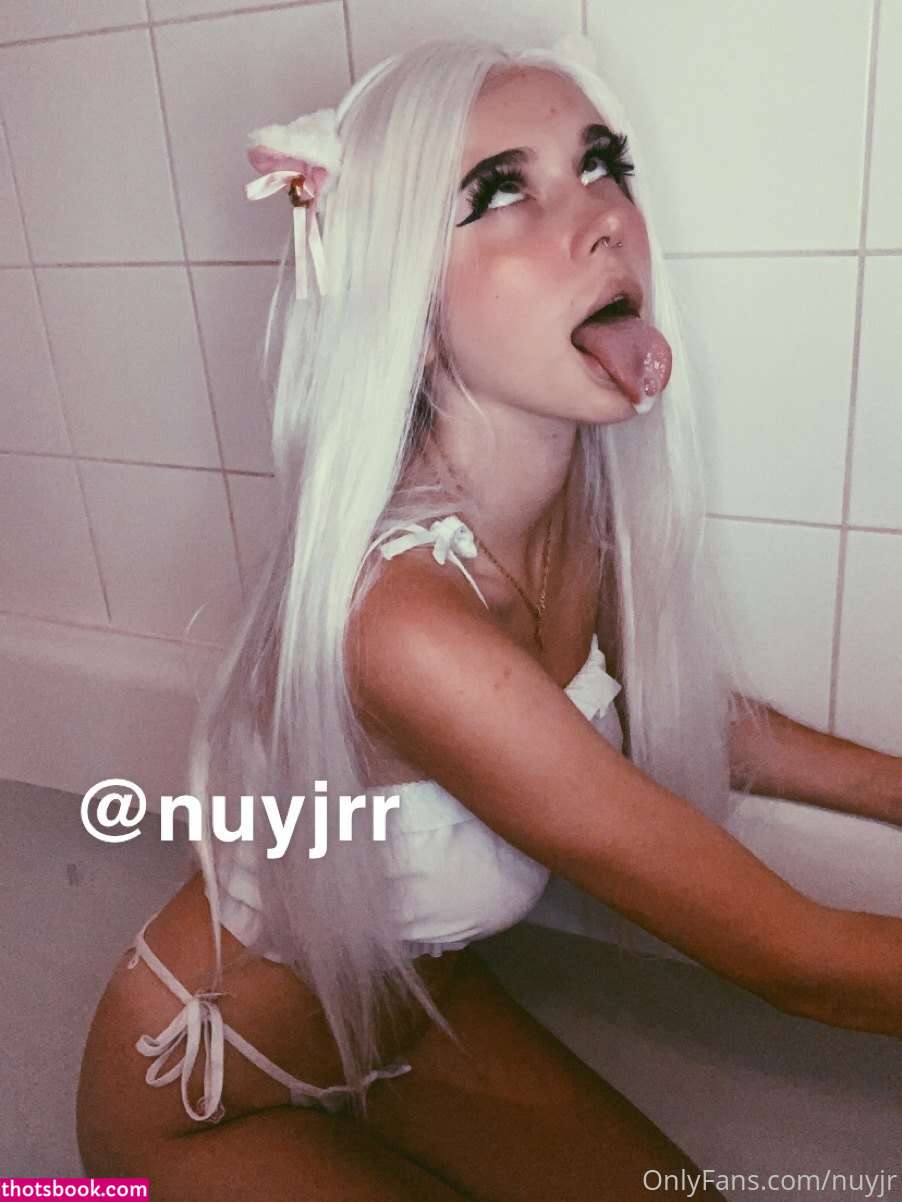 Nuyjr Photo #303