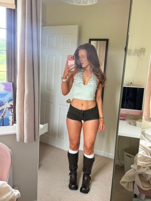 phoebeisginger Post #18