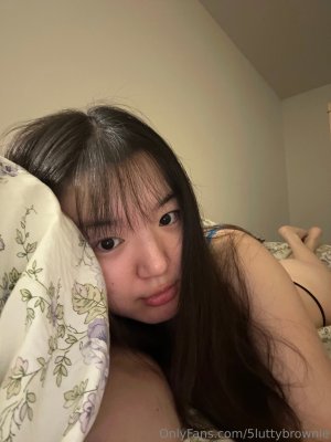 OhSluttyBrownie Photo #38