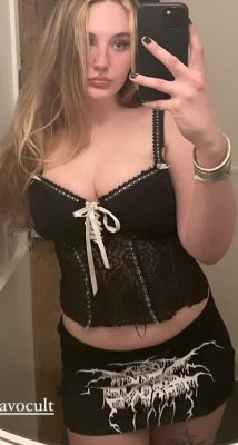 Abby Drake Photo #5
