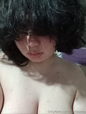 Annie Zetta Photo #47