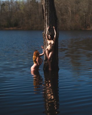 Anoush Anou Photo #2