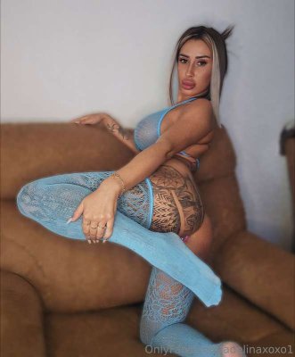 adelinaxoxo1 Photo #23