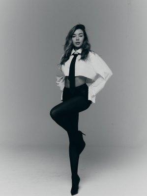 Vanessa Rojewska Photo #22