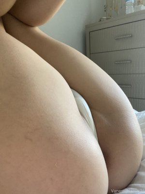 Vanessavenus21