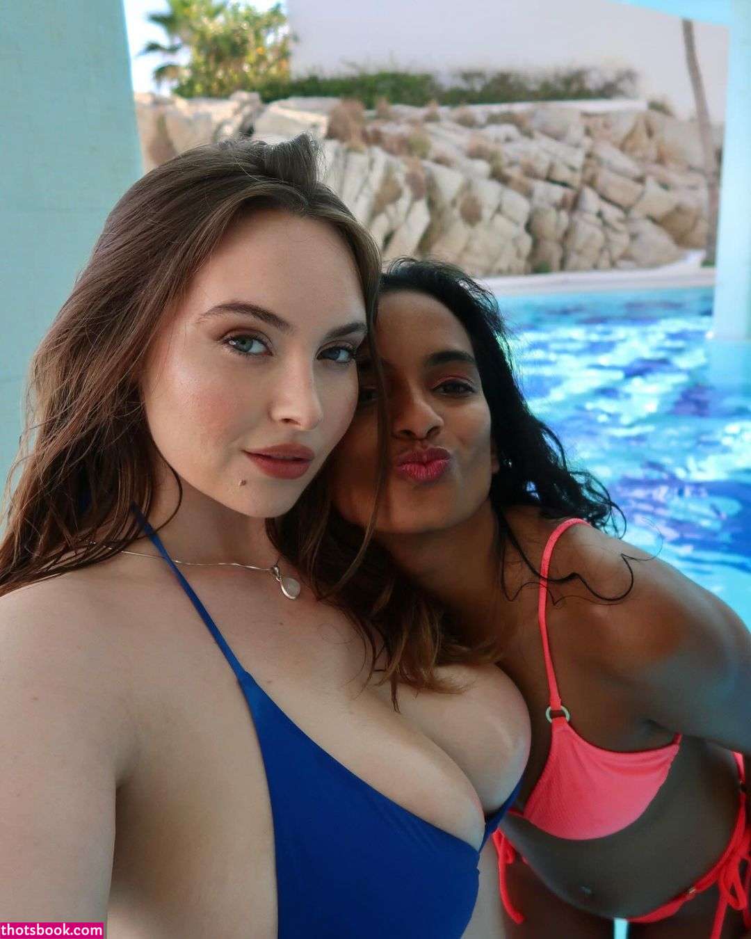 Erinmhk Photo #31