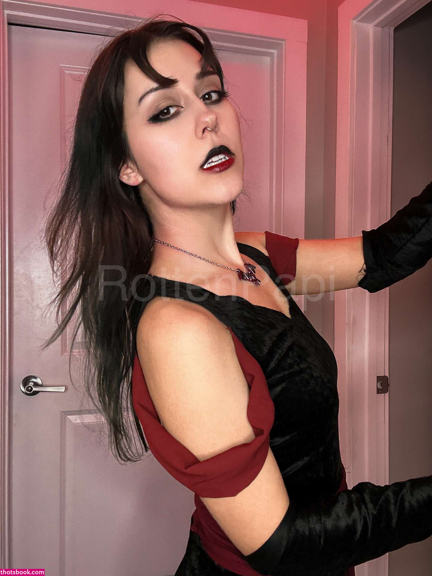 Rottenpapi Photo #154