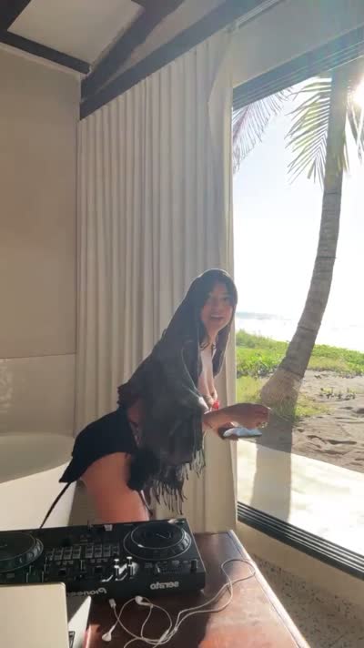 lildedjanet Video #252