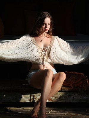 Isabella Ardley Photo #226