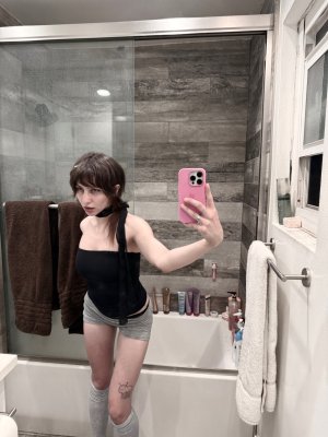Alexandria Brady Photo #8