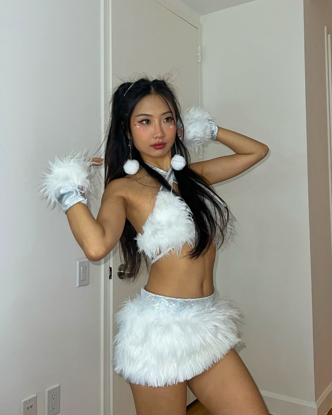 Martha Chen Photo #35