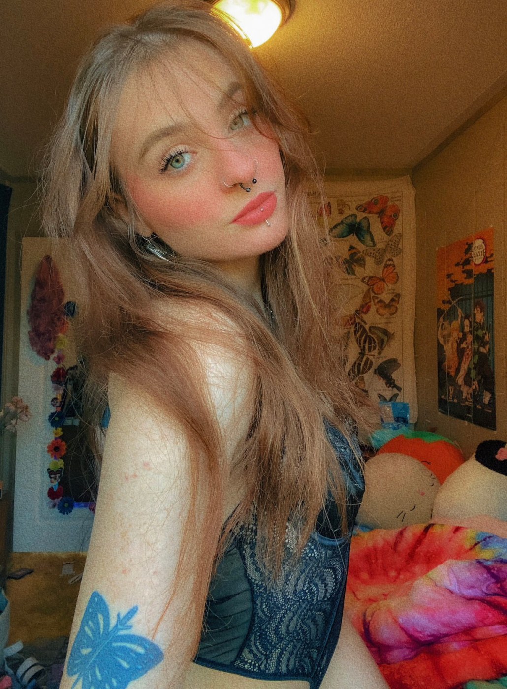 Emilimone Photo #27