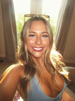 Lexi Tinker Photo #3