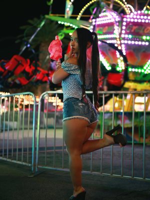 Alahna Ly Photo #397