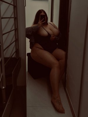 Katia Civitarese Post #8