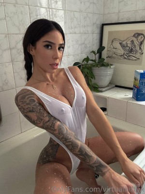 nicolecee
